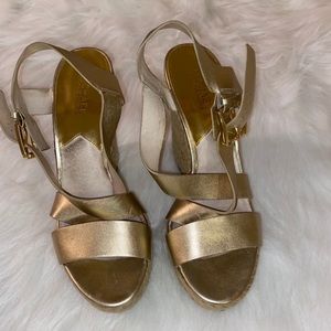 Michael Kros gold wedge